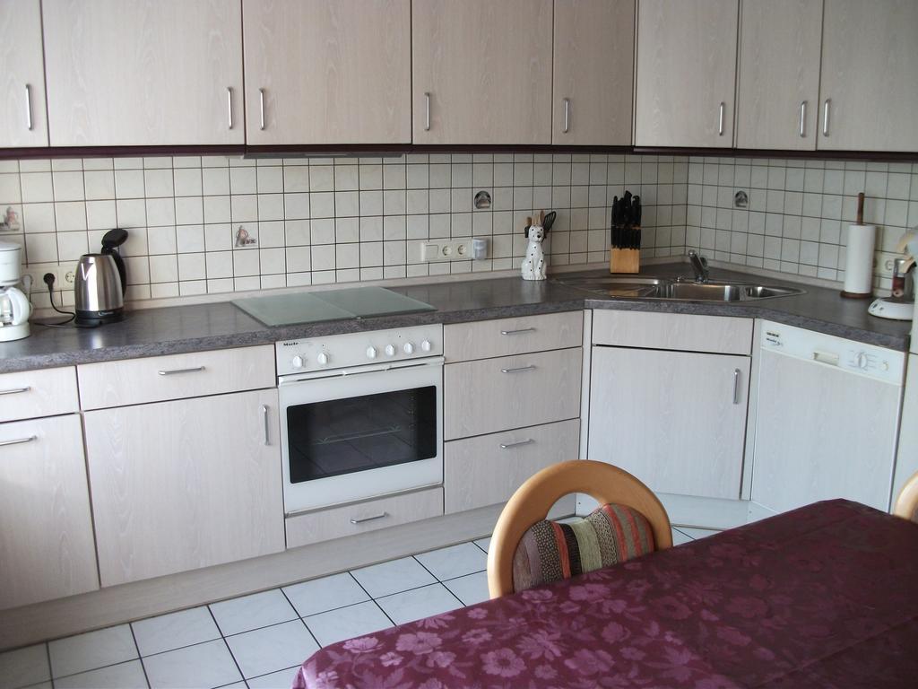 Ferienwohnung Am Bach Рес Екстер'єр фото