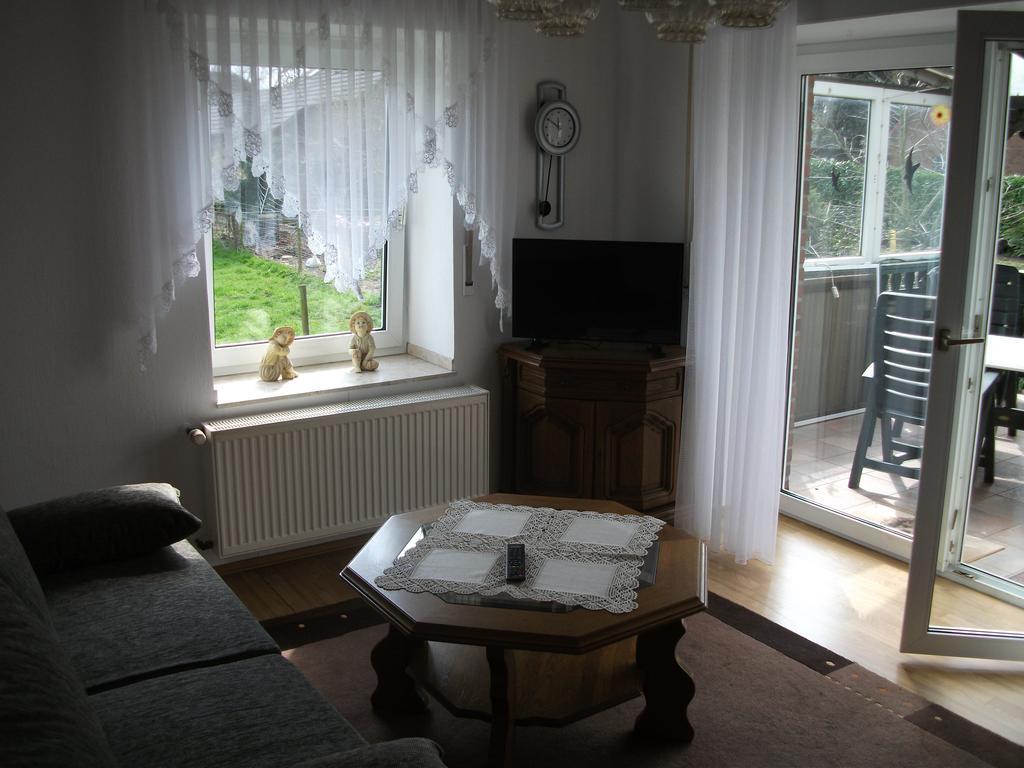 Ferienwohnung Am Bach Рес Екстер'єр фото